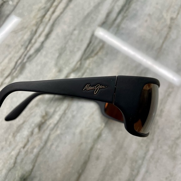 Maui Jim Peahi Sunglasses - Picture 9 of 9